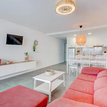 Neptuno 2a017 Puerto de Santiago (Tenerife)